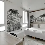 Modern's