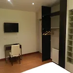Modern's 3* Paris
