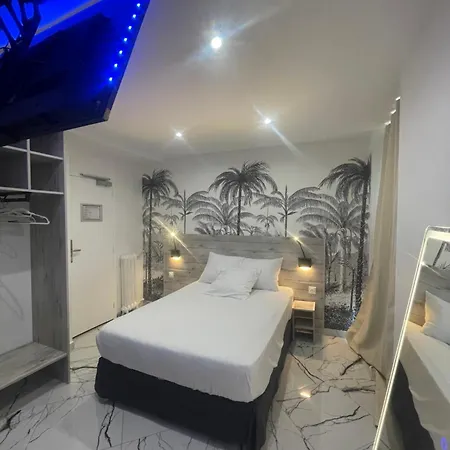 Modern's 3*